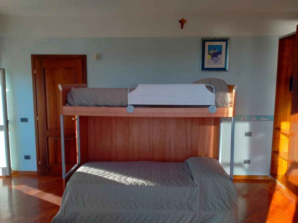 Casa Vacanze "La Quiete" Nonio Buitenkant foto